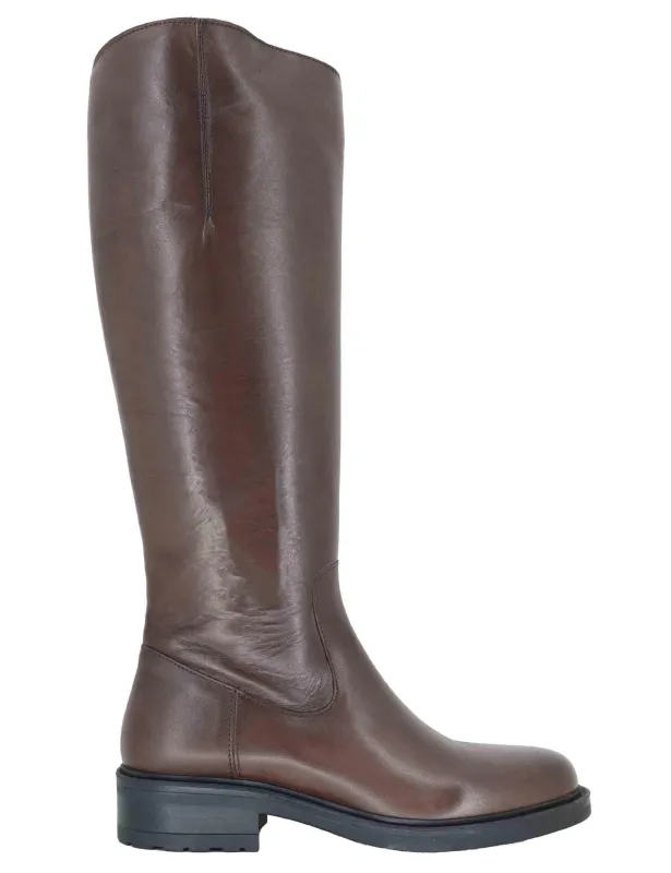 Stivali in pelle marrone con tacco basso Donna SP56212 014 sold by Spatarella