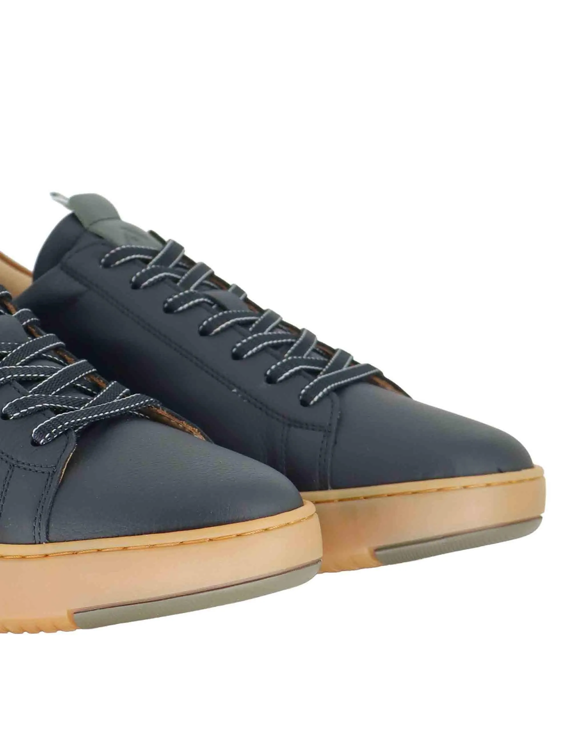 Sneakers in pelle nera Uomo 13672 6584AM sold by Spatarella product image thumbnail 4