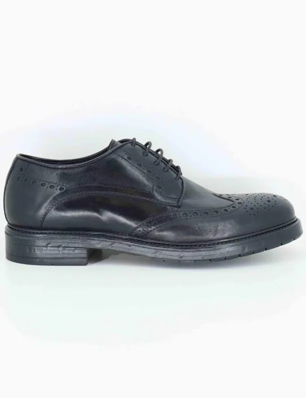 Stringate in pelle nera Uomo SPGB2080 001 made by Spatarella