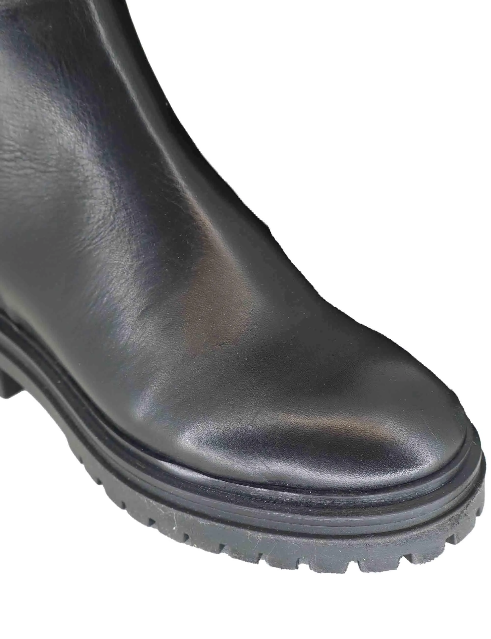 Stivali in pelle nera con suola in gomma e tacco basso Donna SPST1652 001 sold by Spatarella product image thumbnail 4