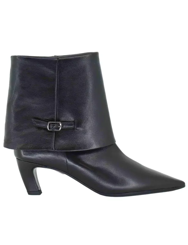 Stivaletti in pelle nera Donna C462B 001 sold by Spatarella