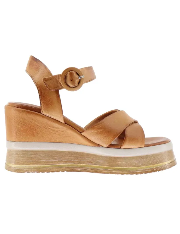 Sandali donna in pelle cuoio con zeppa alta e cinturino Donna U4100858755K 858 sold by Spatarella