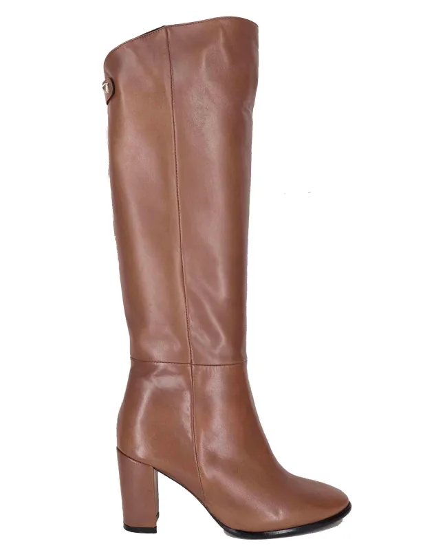 Stivali donna in pelle cipria Donna ST2442/G 066 sold by Spatarella