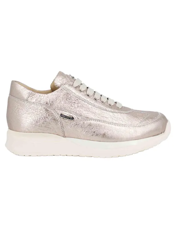 Sneakers donna in pelle laminata rosa Donna GD65700R 061 sold by Spatarella