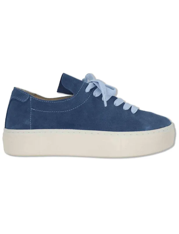 Sneakers in camoscio blu Donna SP60030 009 made by Spatarella