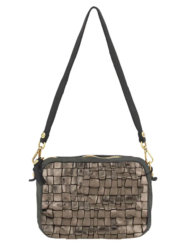 Bauletto Edera in pelle laminata intrecciata grigia Donna C021330ND X2770 F0603 made by Campomaggi