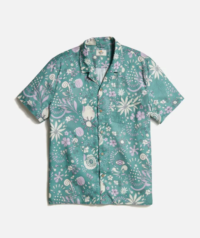 Marine Layer Short Sleeve Tencel Linen Resort Shirt-green floral made by Marine Layer