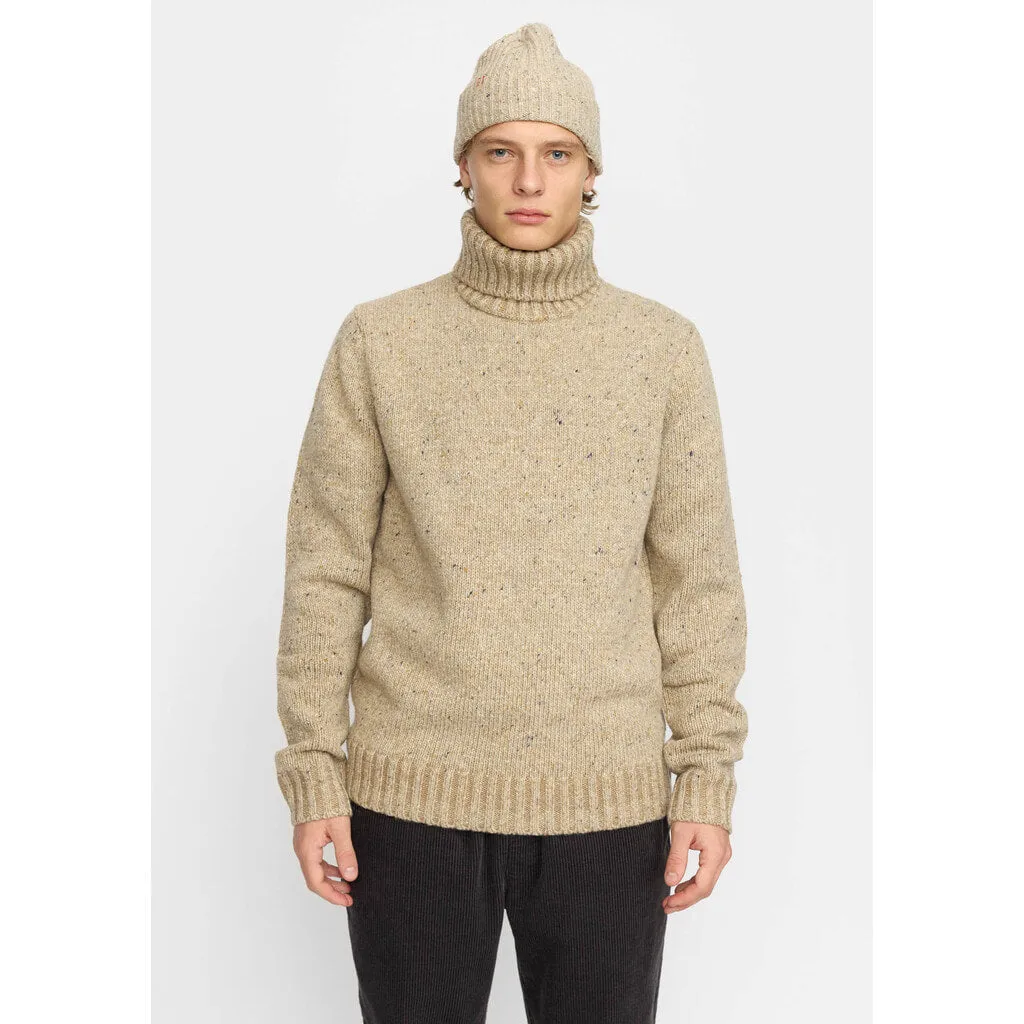 High-neck Sweather / 6568 - Offwhite sold by Revolution