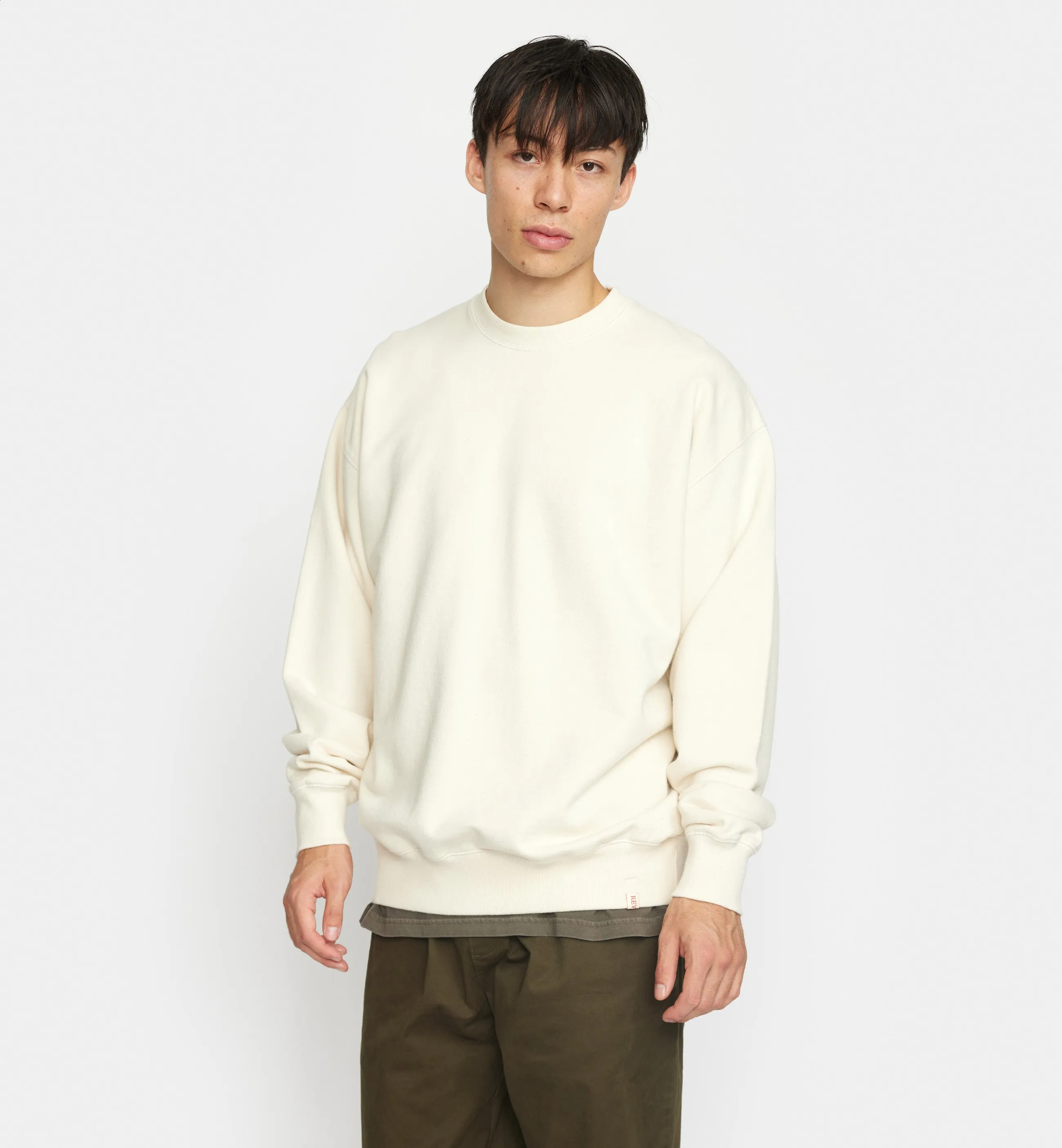 Loose Crewneck / 2060 REV - Offwhite sold by Revolution
