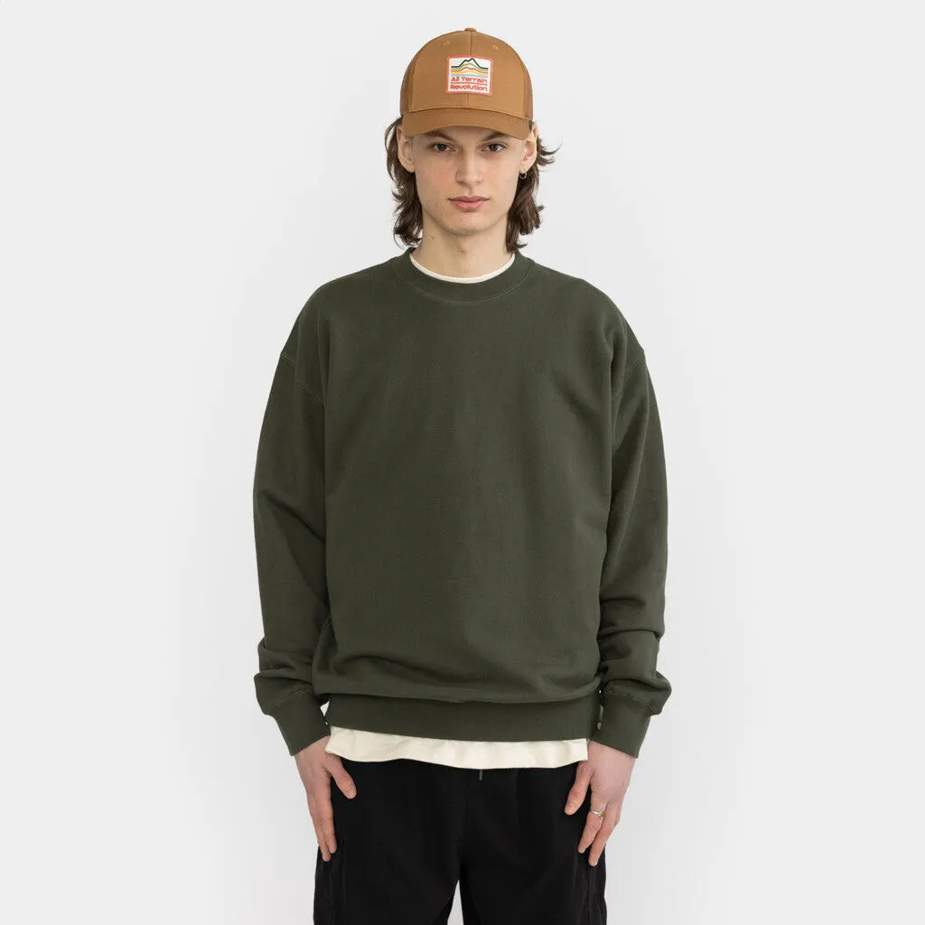Loose Crewneck / 2060 REV - Army sold by Revolution