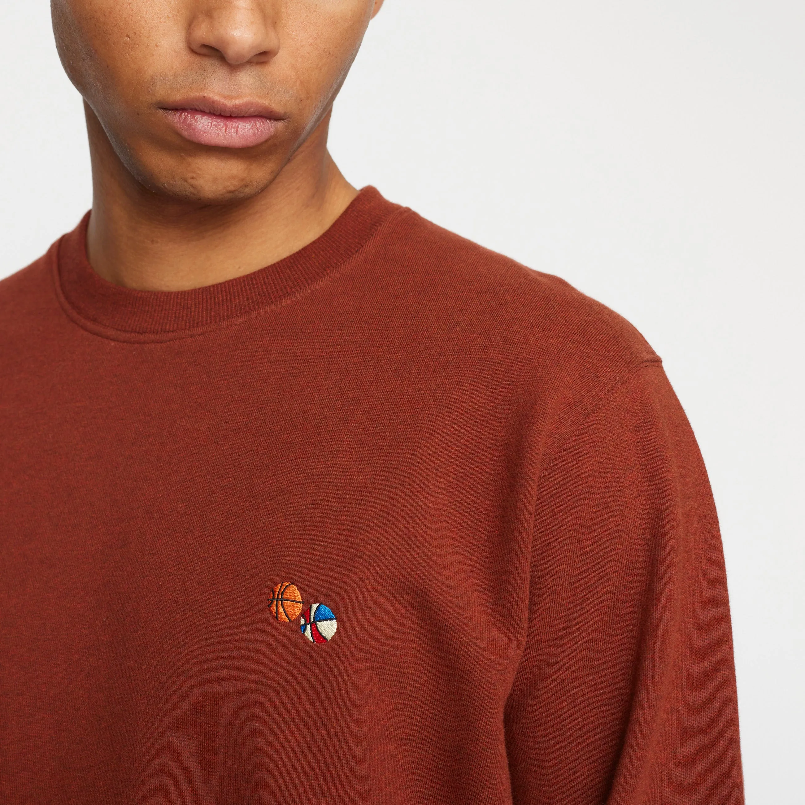 Application Sweatshirt / 2779 BAS - Darkred-melange sold by Revolution