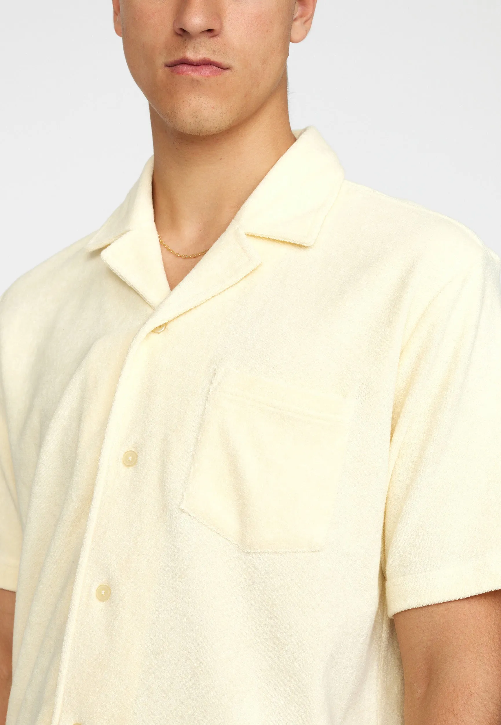 Terry Short-sleeved Cuban Shirt / 3823 - Offwhite sold by Revolution product image thumbnail 4