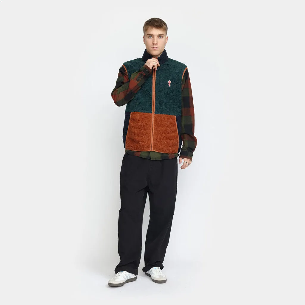 Teddy Vest / 7716 - Darkgreen sold by Revolution product image thumbnail 2