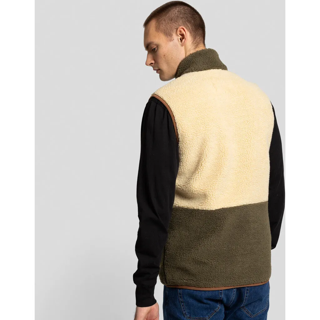 Teddy Vest / 7716 - Offwhite sold by Revolution product image thumbnail 4