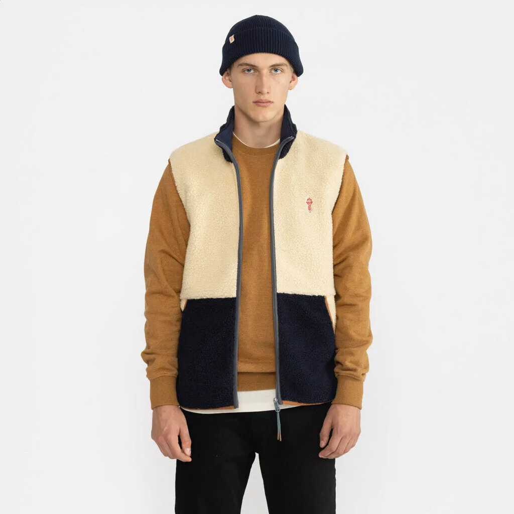 Teddy Vest / 7716 - Dustblue sold by Revolution product image thumbnail 4