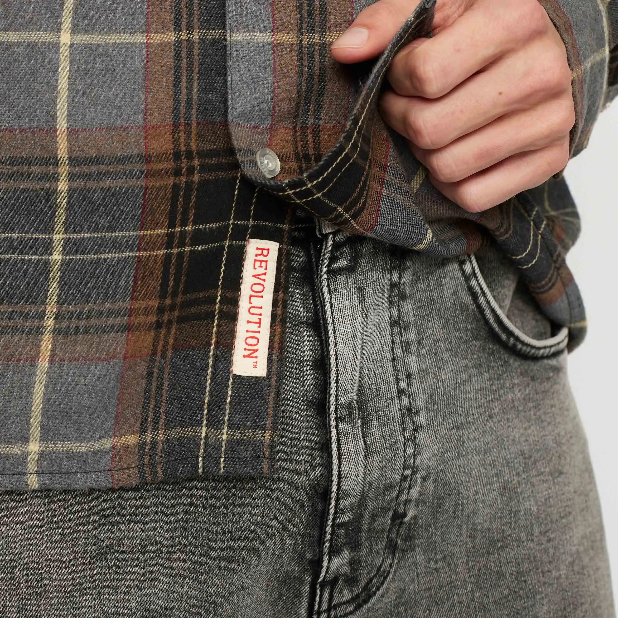 Regular Shirt / 3134 - Black sold by Revolution product image thumbnail 4