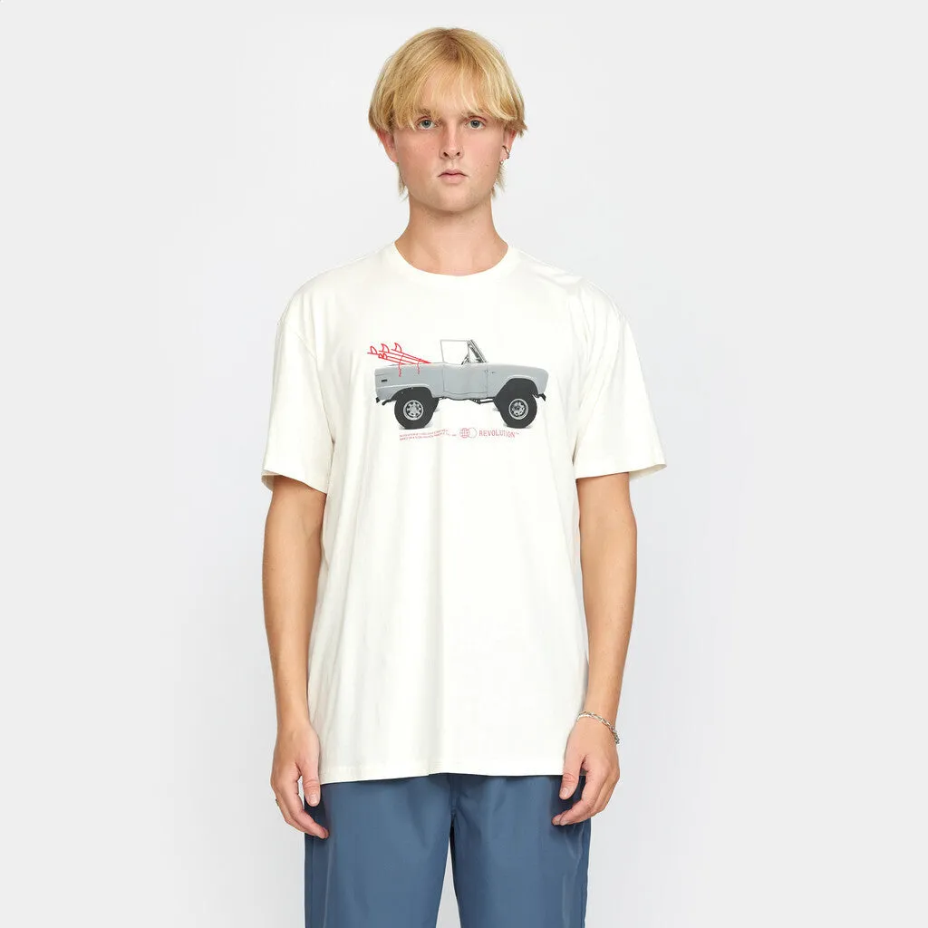 Loose t-shirt / 1371 JEE - Offwhite sold by Revolution product image thumbnail 2