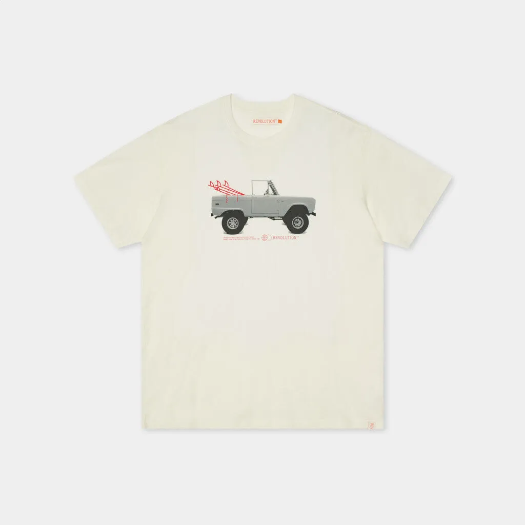 Loose t-shirt / 1371 JEE - Offwhite sold by Revolution