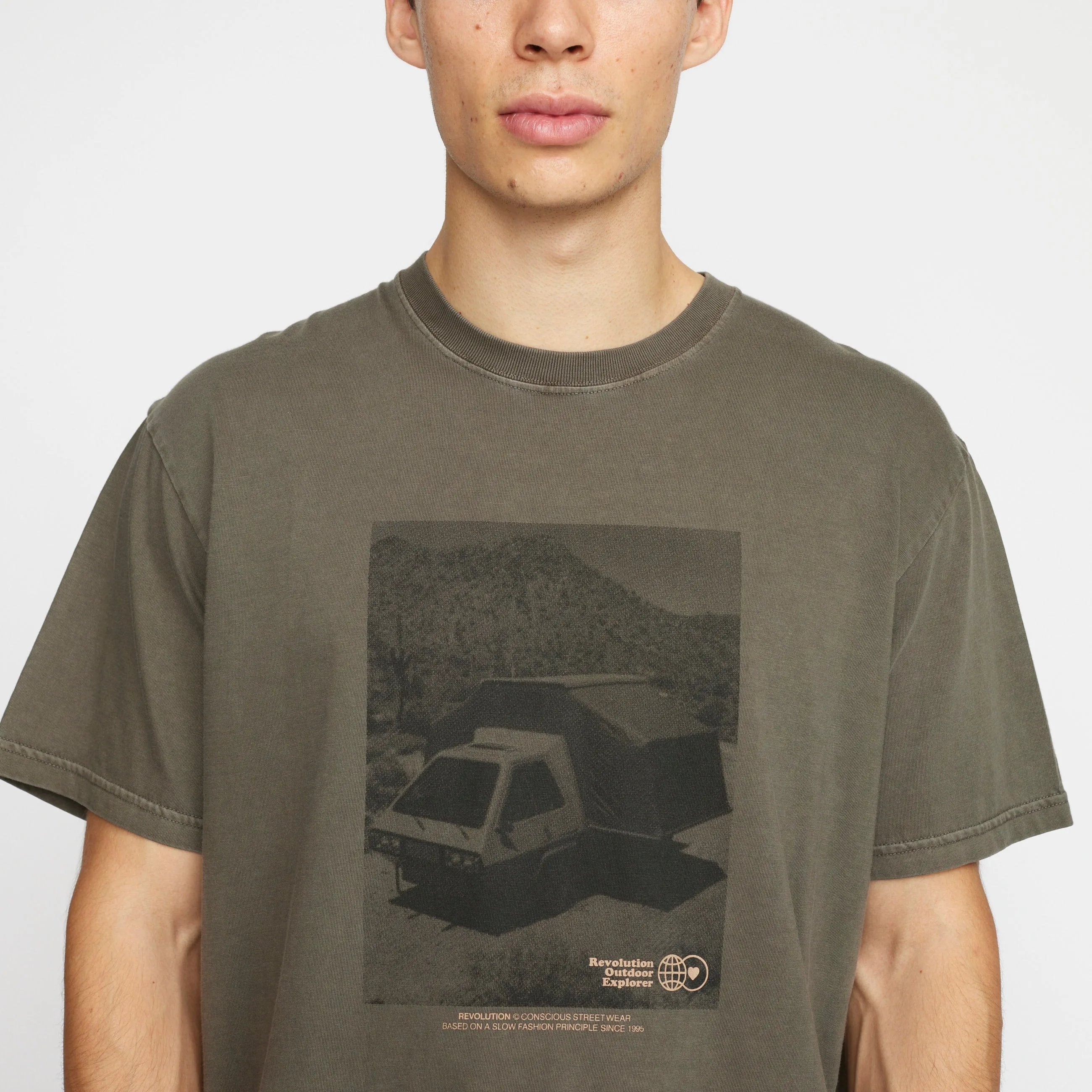 Printed T-shirt / 1376 FUR - Grey sold by Revolution