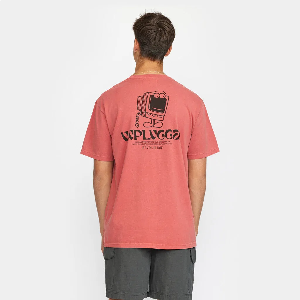 Loose T-shirt / 1372 UNP - Red sold by Revolution product image thumbnail 4