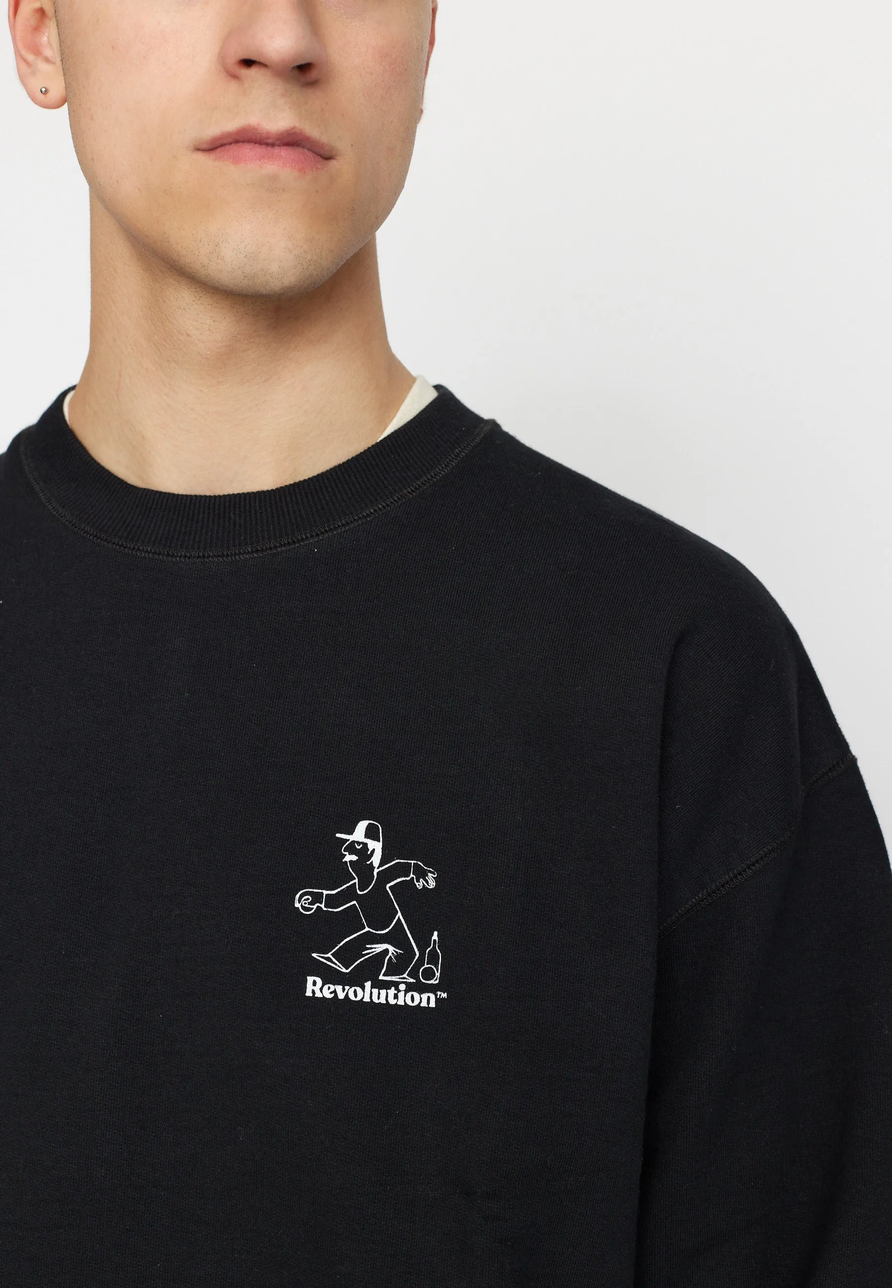 Printed Crewneck / 2786 PET - Black sold by Revolution