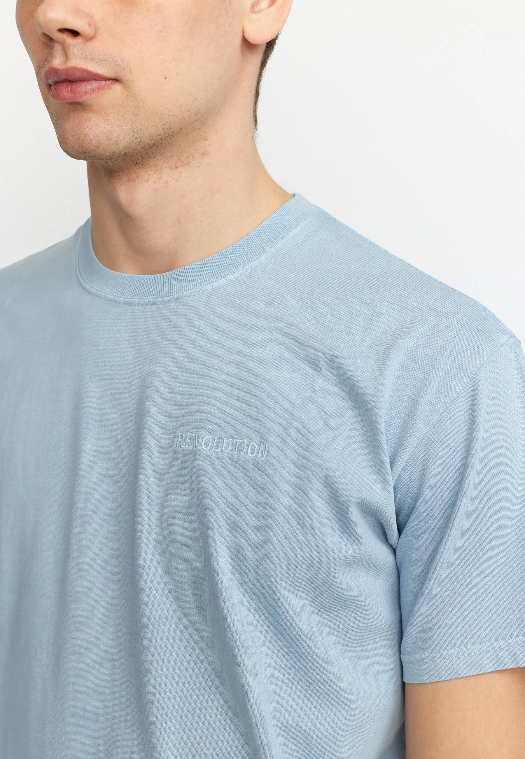 Application T-Shirt / 1329 LOG - Dustblue sold by Revolution product image thumbnail 5