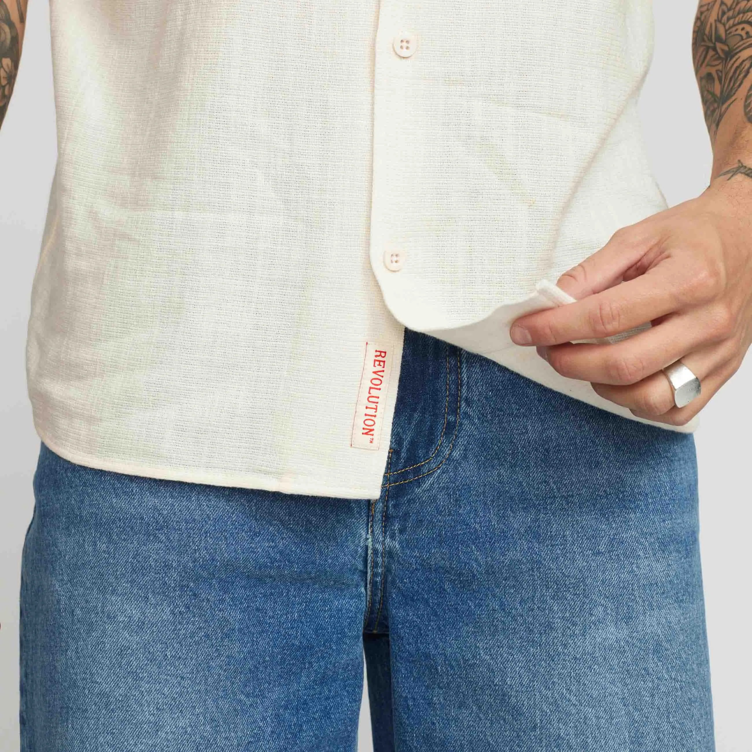 Short-sleeved Cuban Shirt / 3927 - Offwhite sold by Revolution product image thumbnail 4