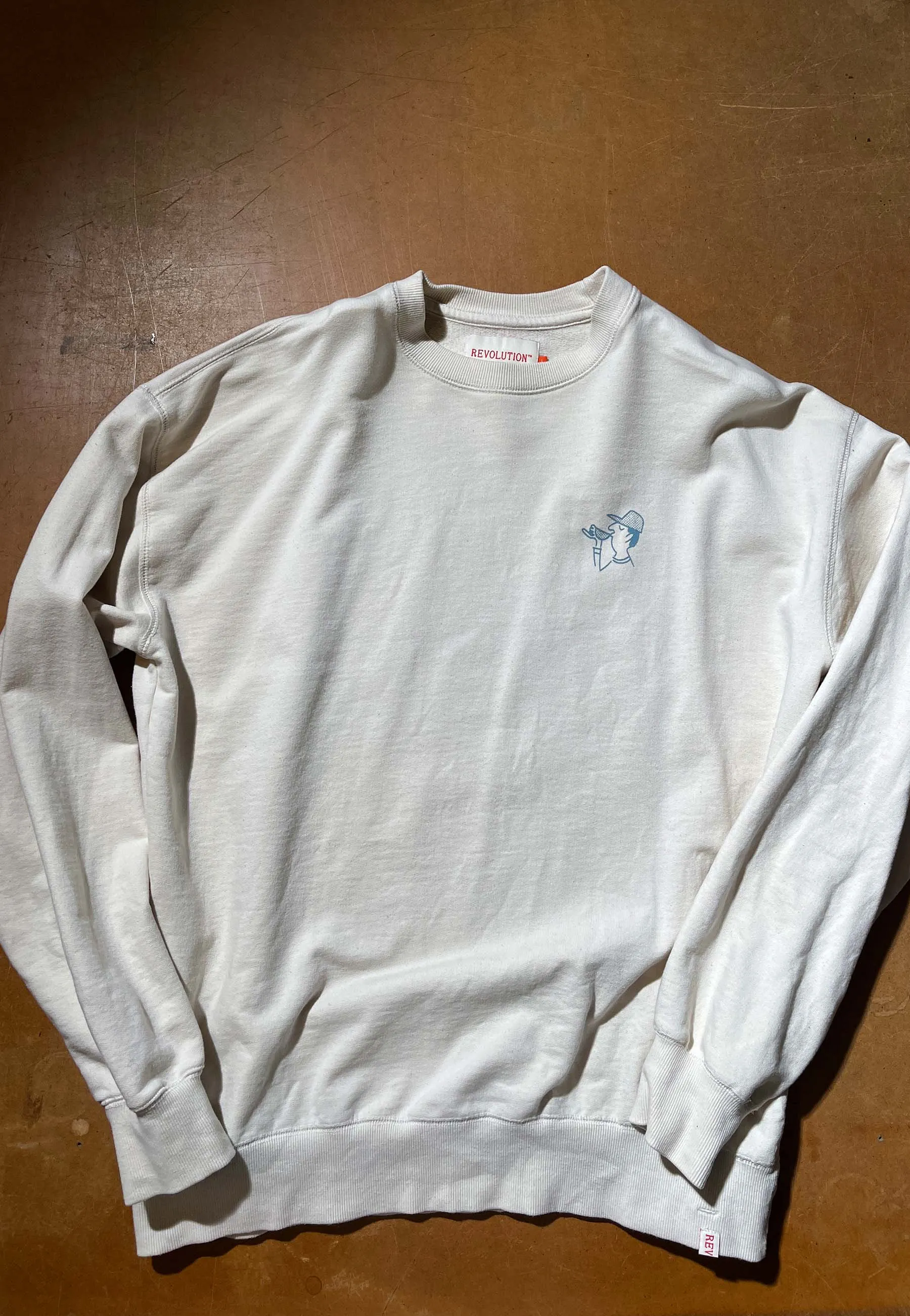 Loose Crewneck / V 2755 COF - Offwhite-melange sold by Revolution
