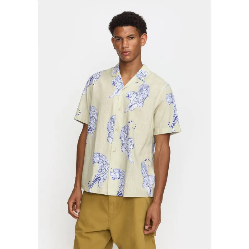 Short-sleeved Cuban Shirt / 3168 - Offwhite made by Revolution
