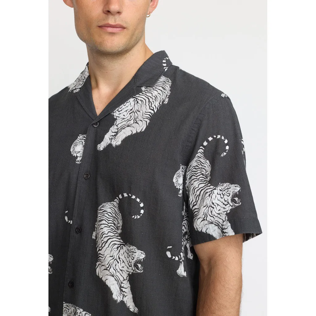 Short-sleeved Cuban Shirt / 3168 - Black sold by Revolution product image thumbnail 4