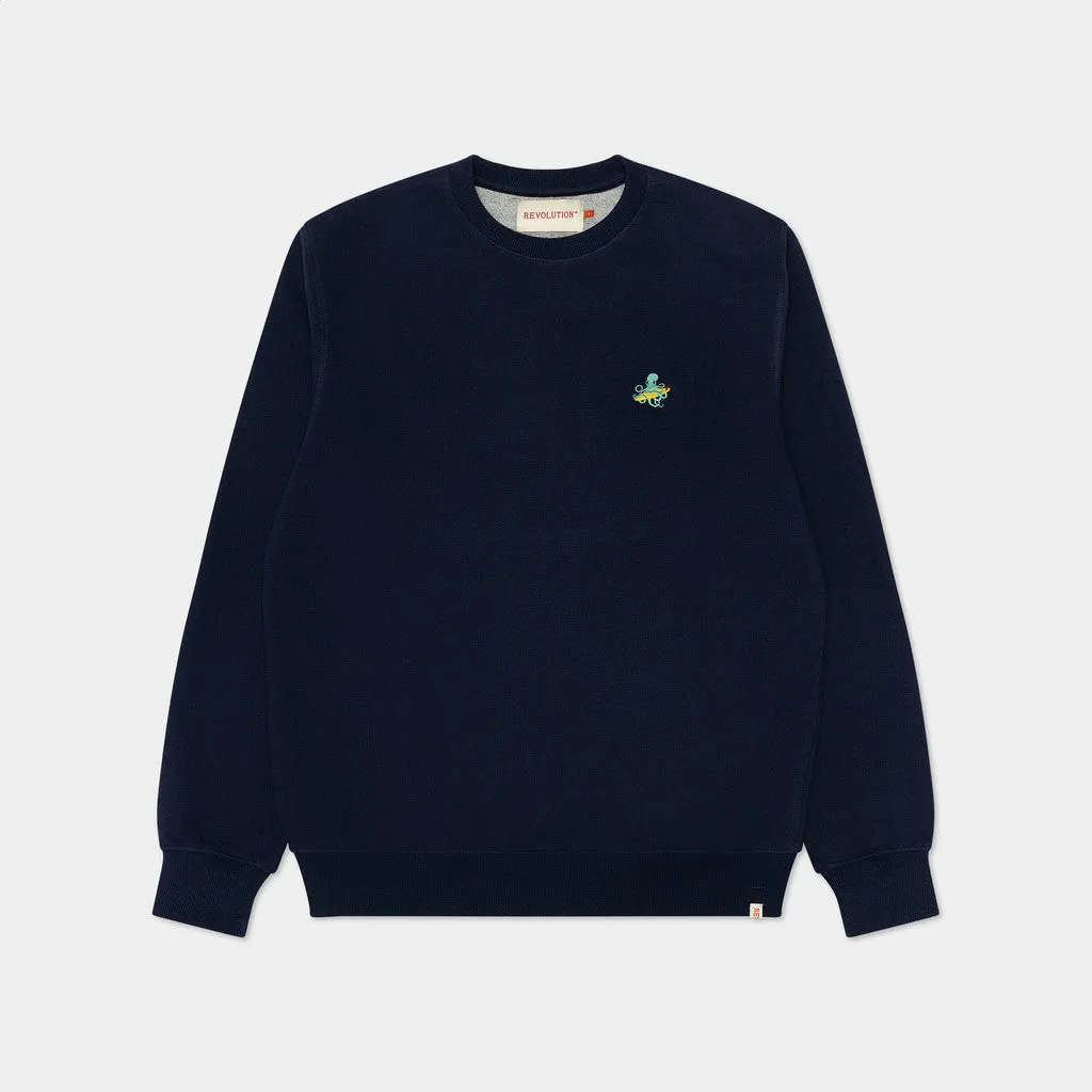 Crewneck / 2746 CAT - Navy-melange sold by Revolution product image thumbnail 5