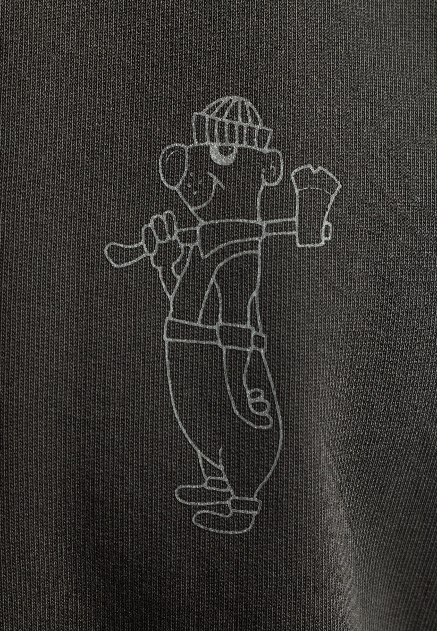 Printed Crewneck / 2791 PAR - Black sold by Revolution product image thumbnail 3