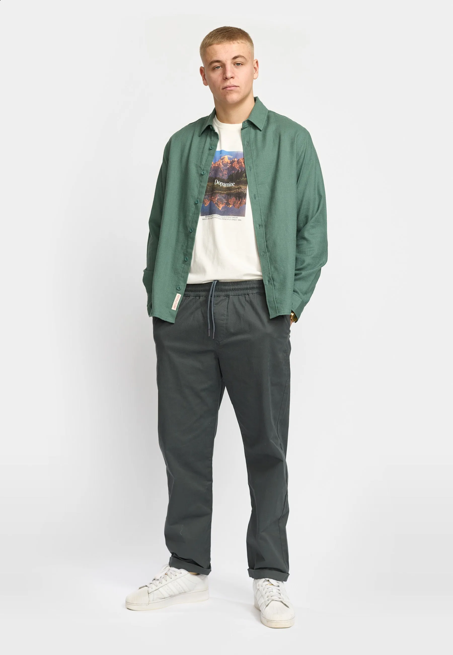 Loose Shirt / 3176 - Dustgreen sold by Revolution product image thumbnail 2