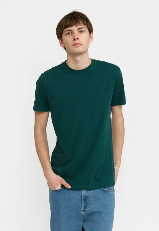 Regular T-shirt / 1051 - Darkpetrol sold by Revolution