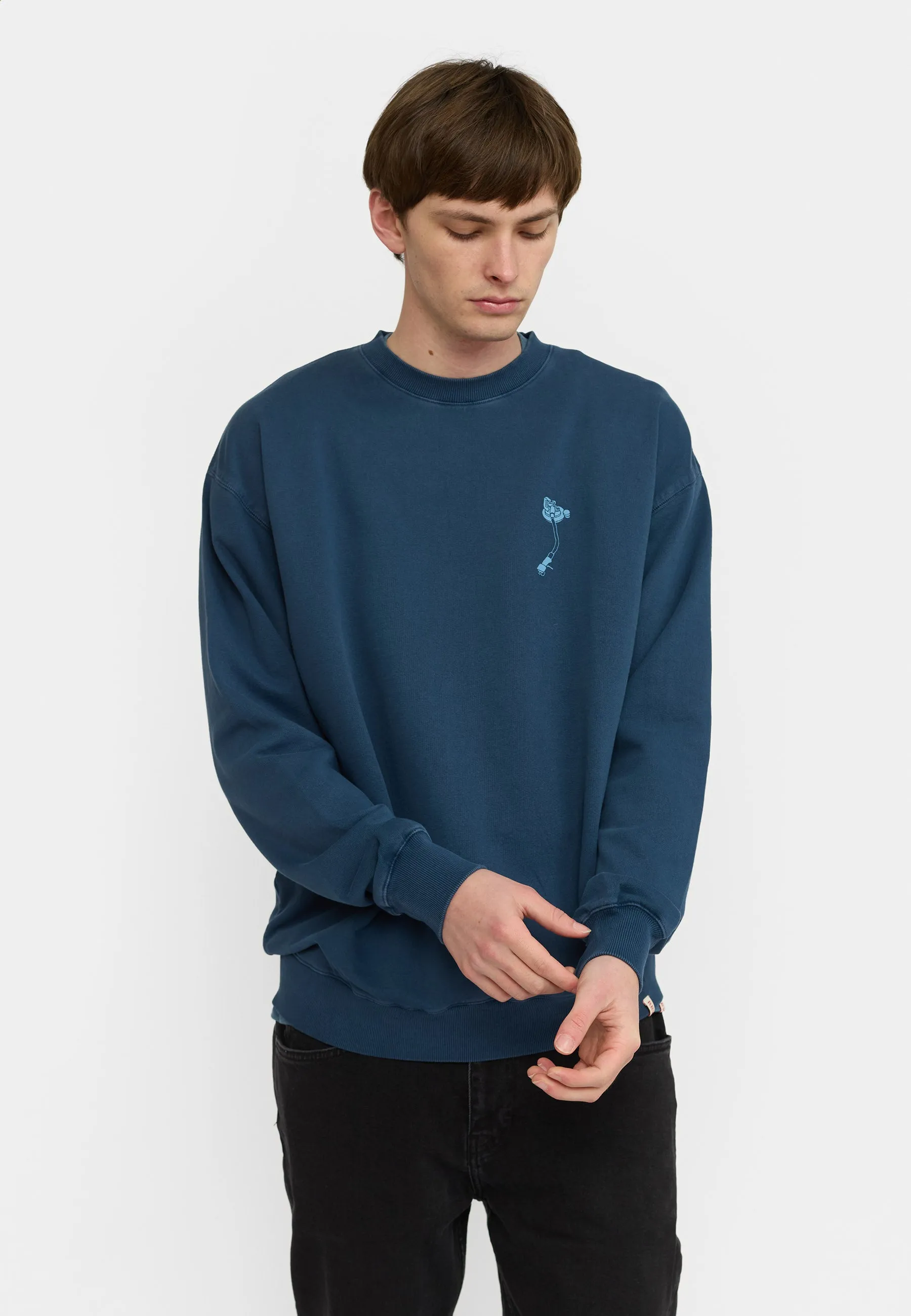 Printed Crewneck / 2794 TUN - Darkblue sold by Revolution product image thumbnail 4