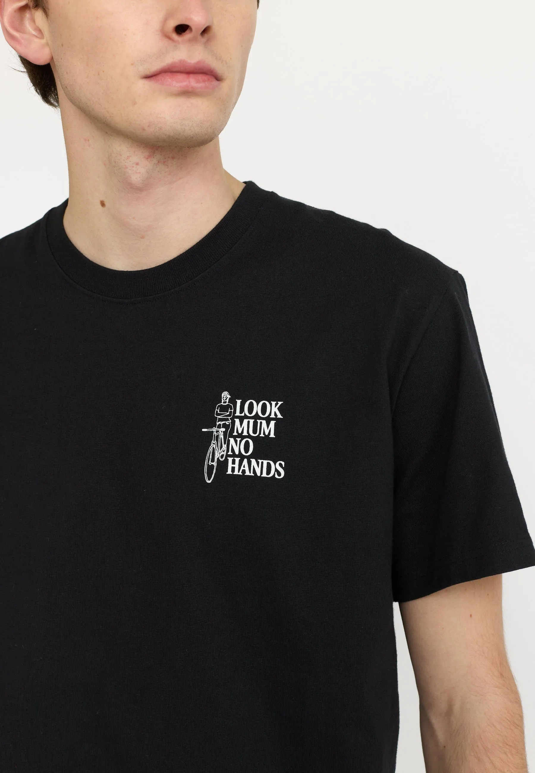 Application T-Shirt / 1428 MUM - Black sold by Revolution