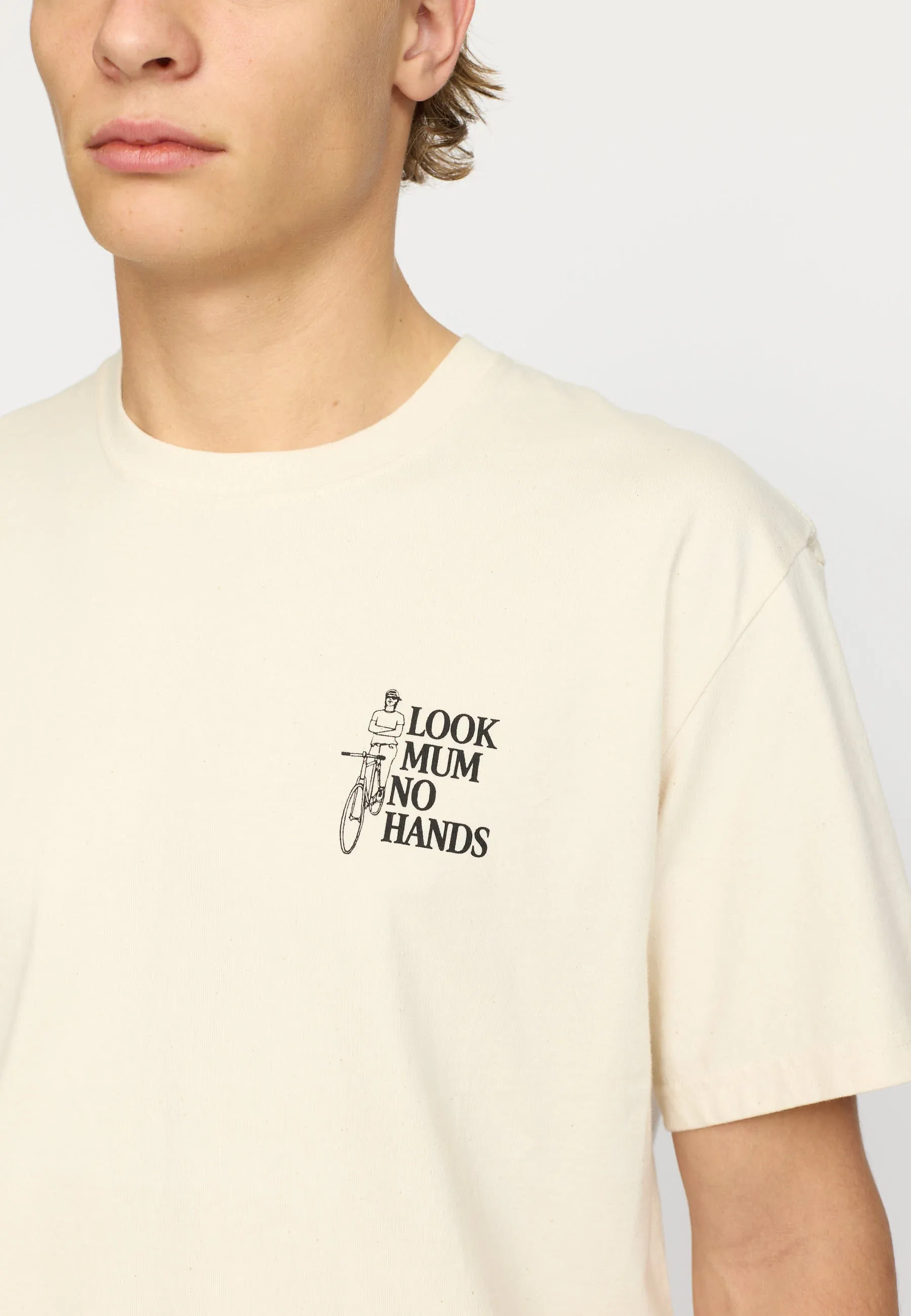 Application T-Shirt / 1428 MUM - Offwhite sold by Revolution