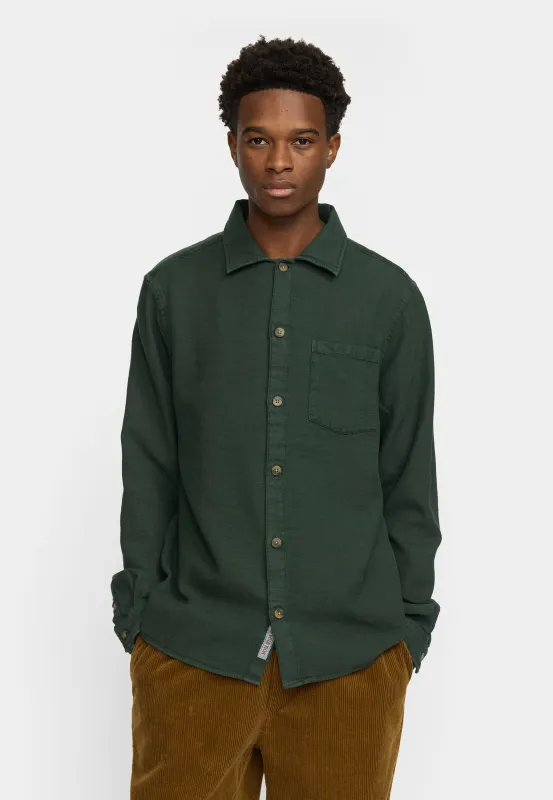 Casual Shirt / 3997 - Darkgreen sold by Revolution