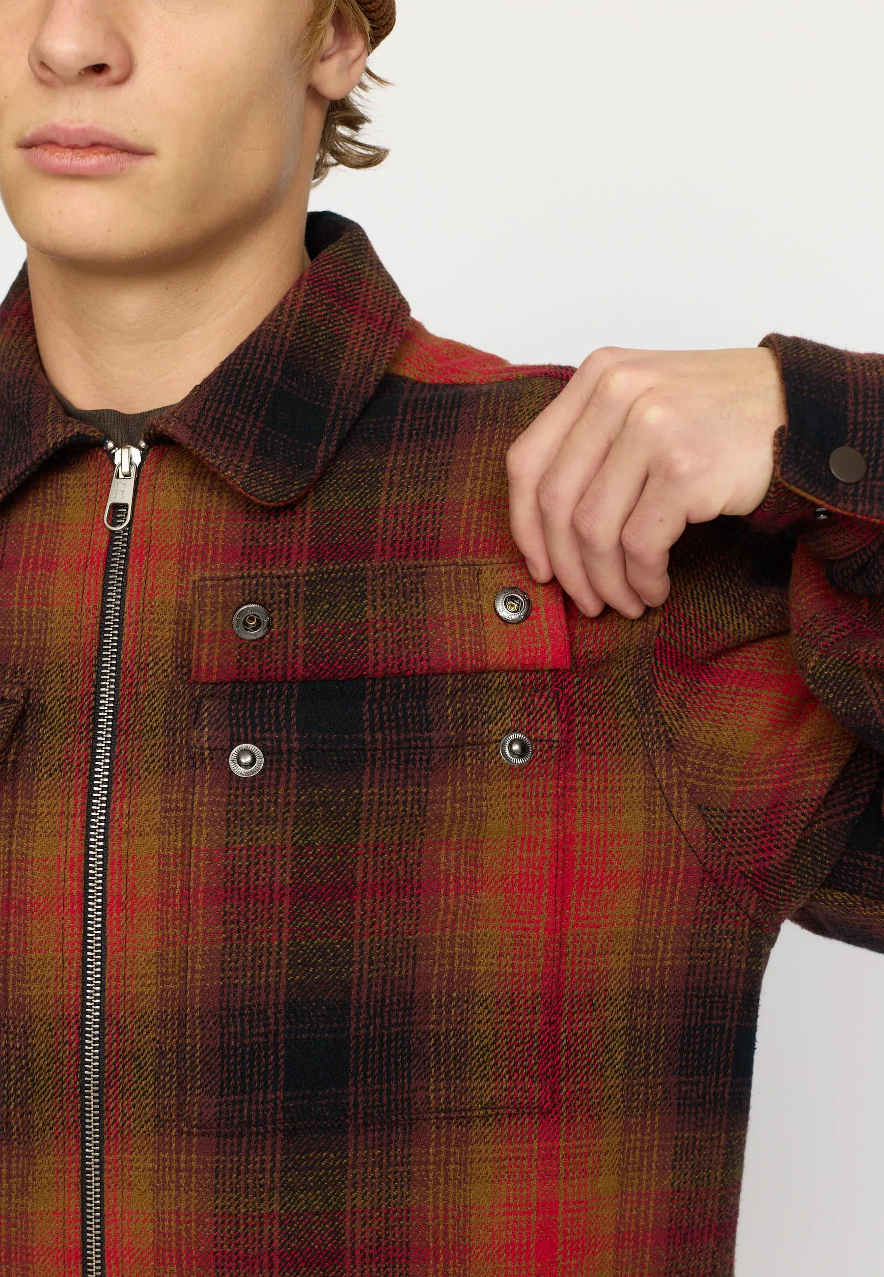 Overshirt w. Zipper / 3209 - Red sold by Revolution product image thumbnail 4