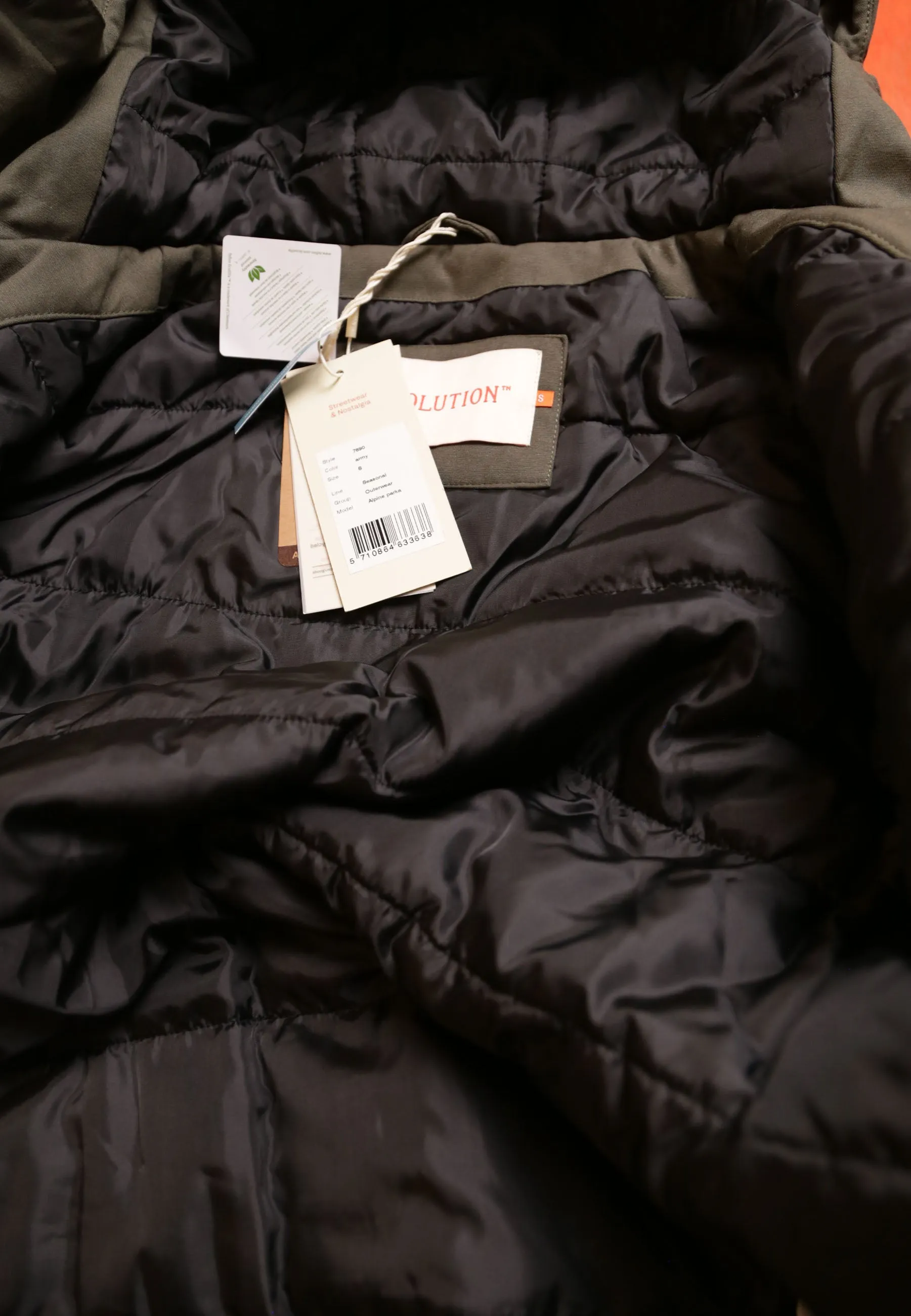 Alpine Parka / V 7690 - Army sold by Revolution product image thumbnail 2