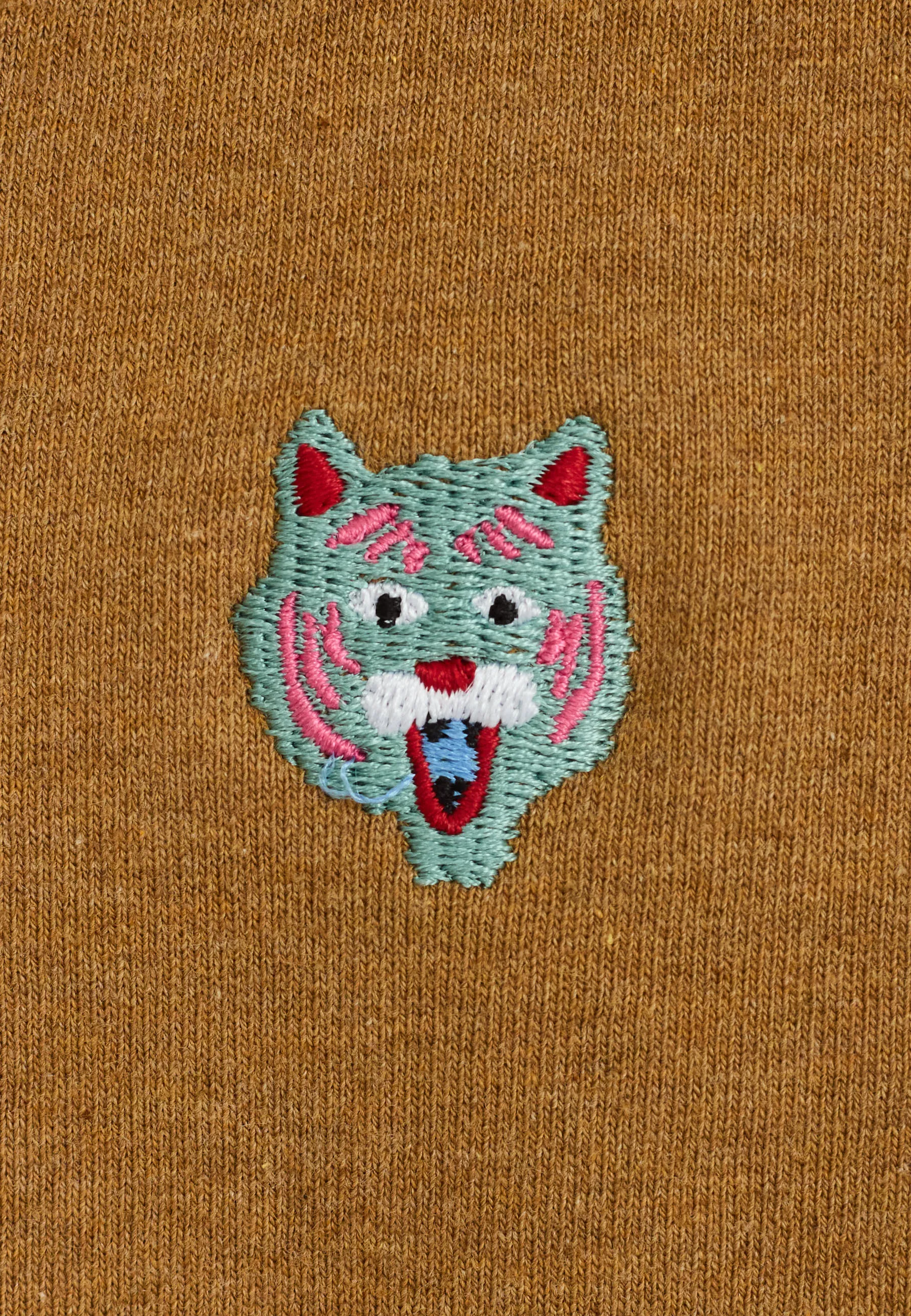 Regular Crewneck / 2801 TIG - Lightbrown sold by Revolution product image thumbnail 2