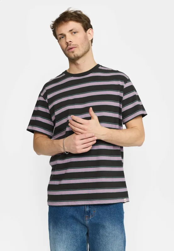 Loose T-shirt / 1443 - Purple made by Revolution