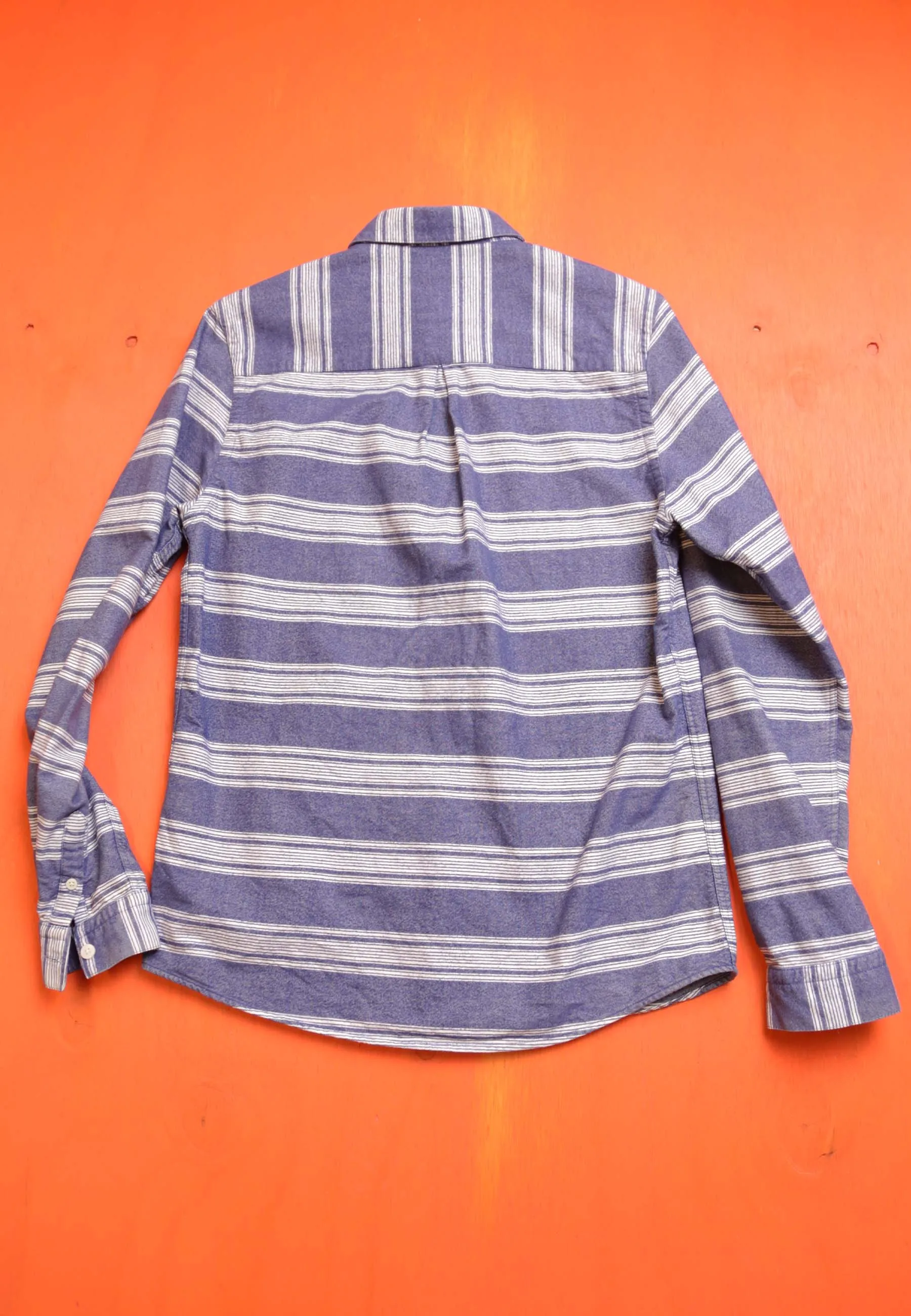 Shirt / V 3726 - Navy sold by Revolution product image thumbnail 2