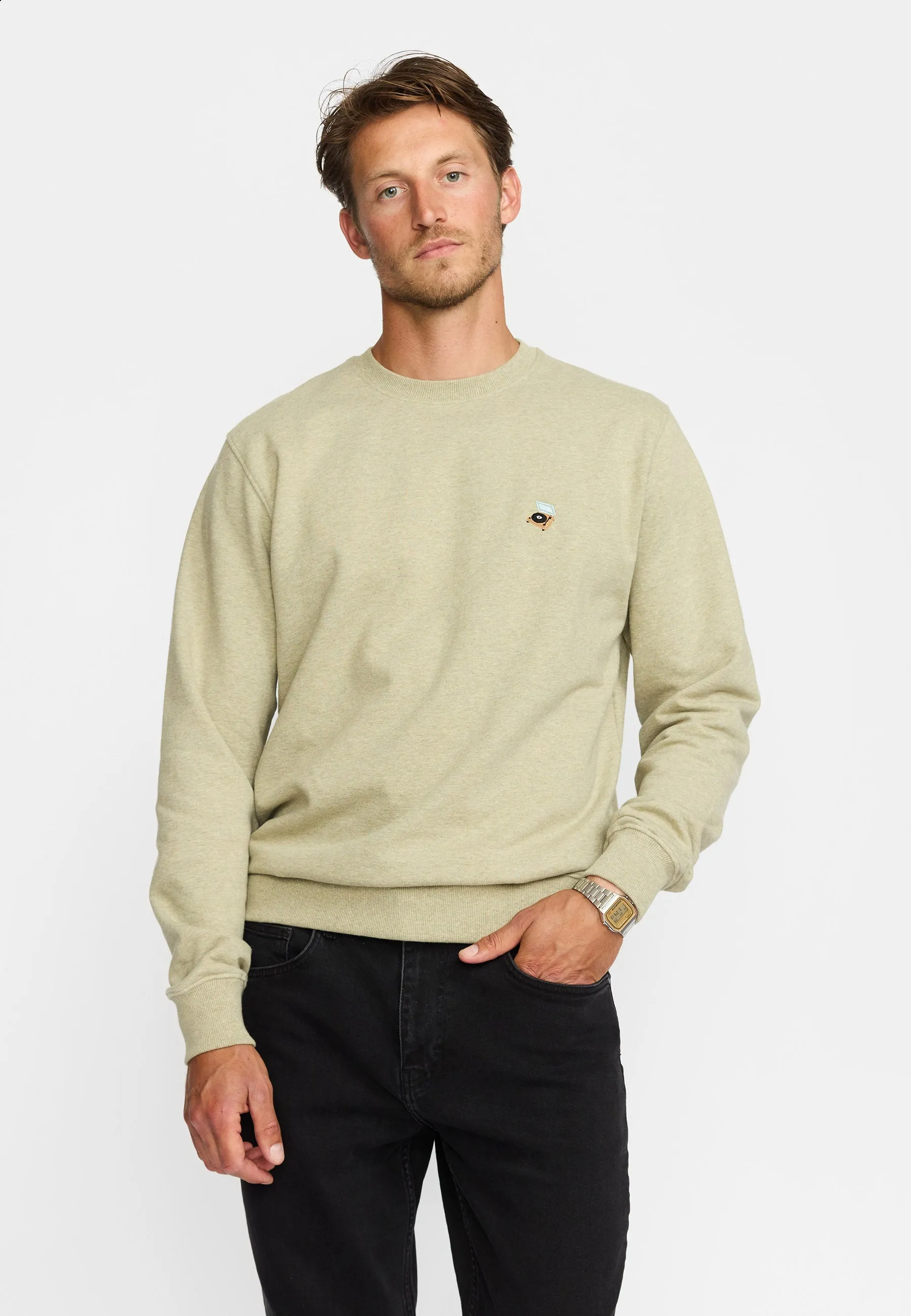 Regular Crewneck / 2807 PLA - Lightgreen sold by Revolution product image thumbnail 5