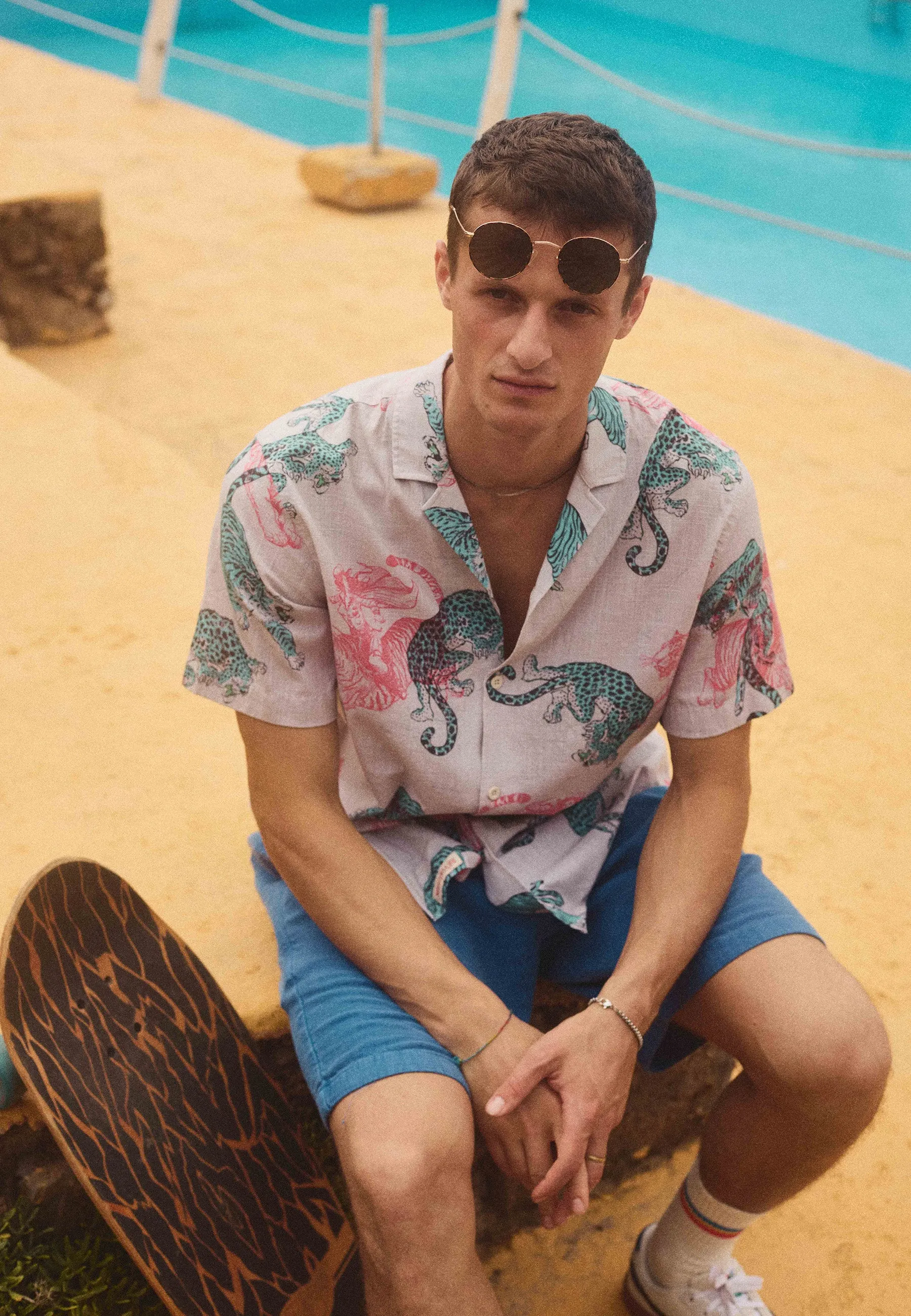 Short-sleeved Cuban Shirt / 3249 - Offwhite sold by Revolution