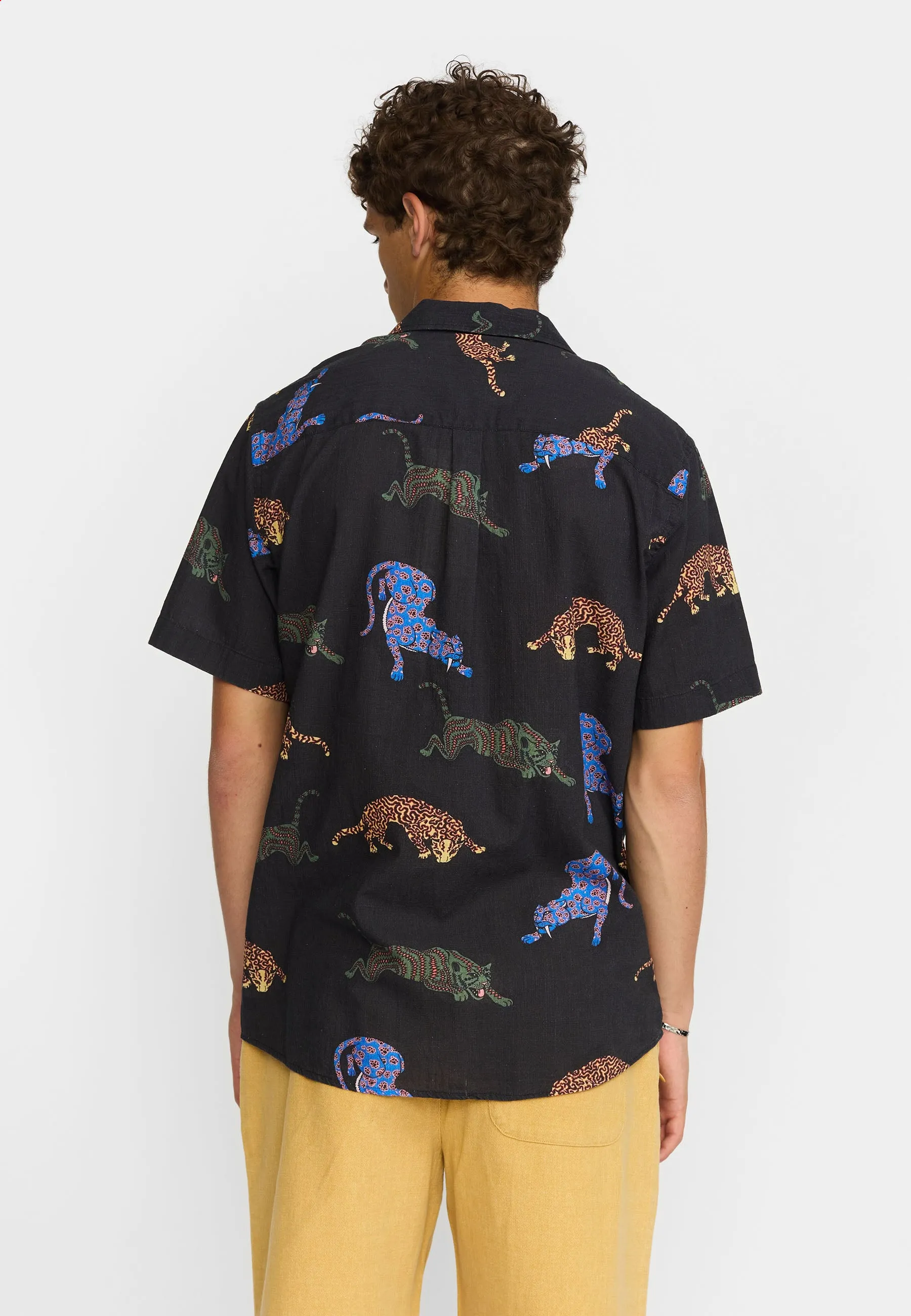 Short-sleeved Cuban Shirt / 3245 - Black sold by Revolution product image thumbnail 4