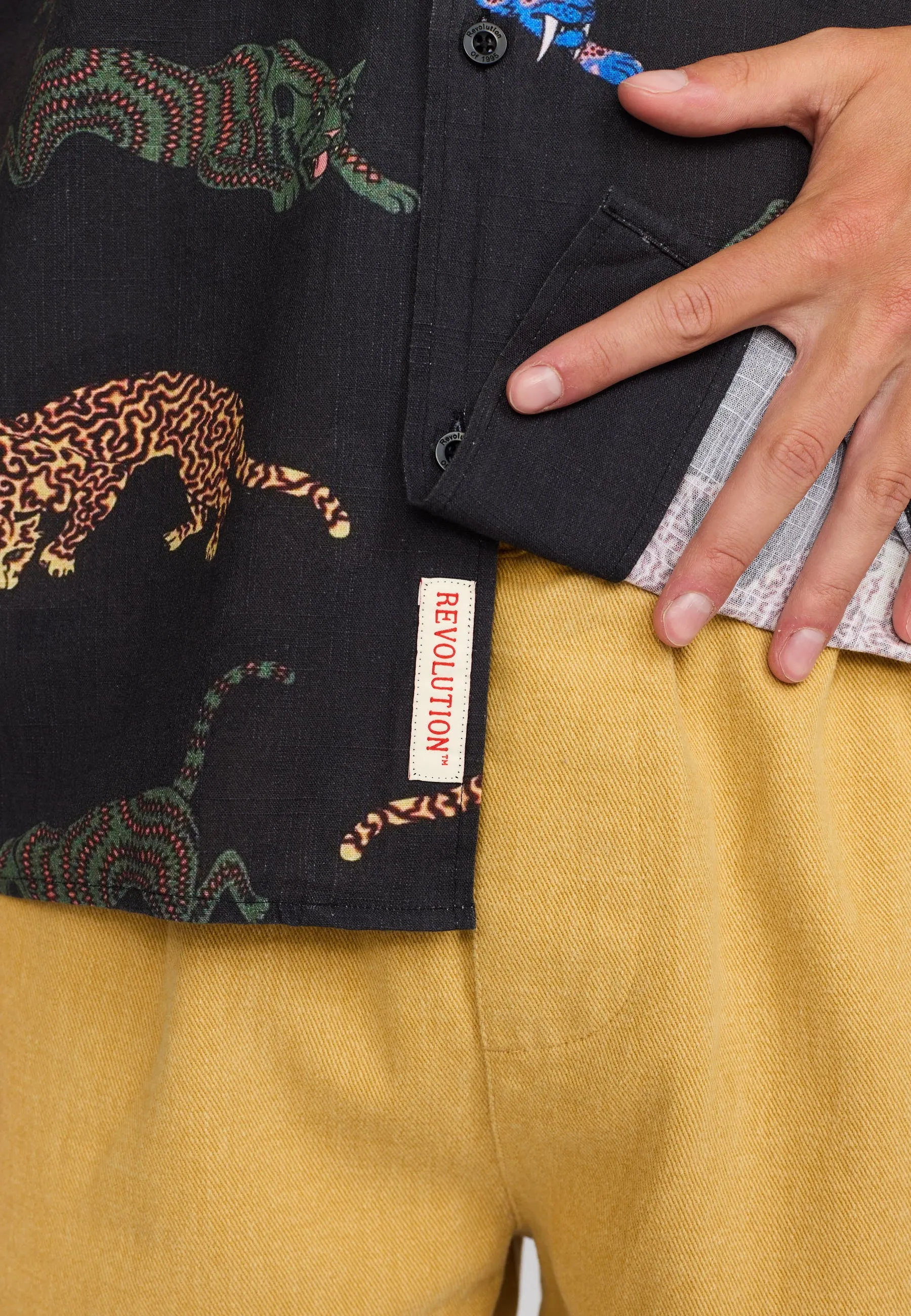 Short-sleeved Cuban Shirt / 3245 - Black sold by Revolution product image thumbnail 5