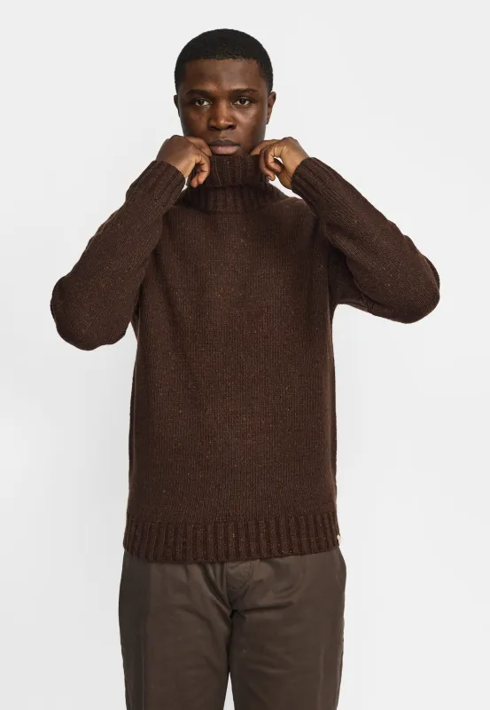 High-neck Sweater / 6568 - Darkbrown made by Revolution