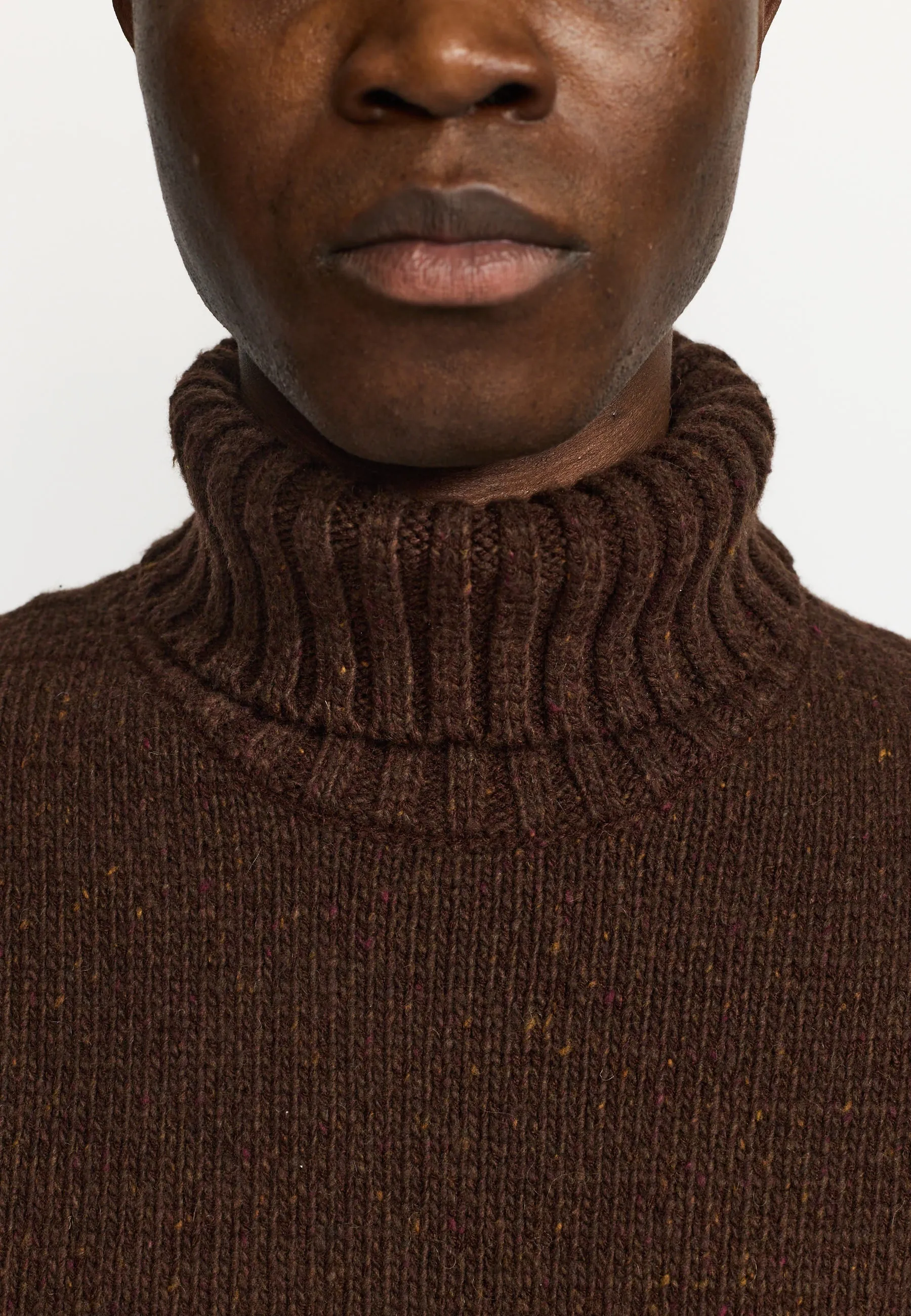 High-neck Sweater / 6568 - Darkbrown sold by Revolution product image thumbnail 5