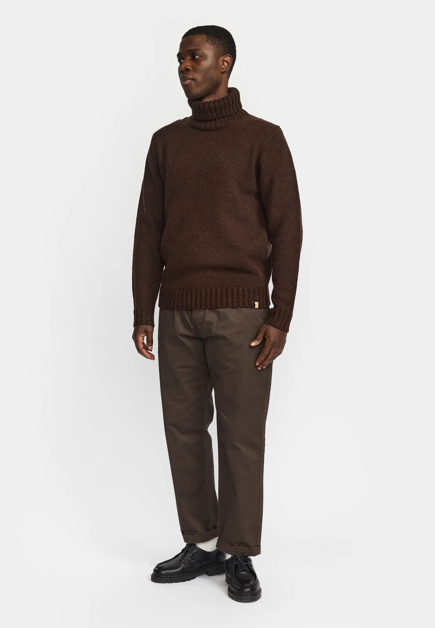 High-neck Sweater / 6568 - Darkbrown sold by Revolution product image thumbnail 2